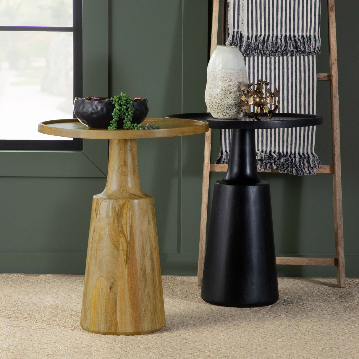 Pedestal Accent Table With Round Lipped Top