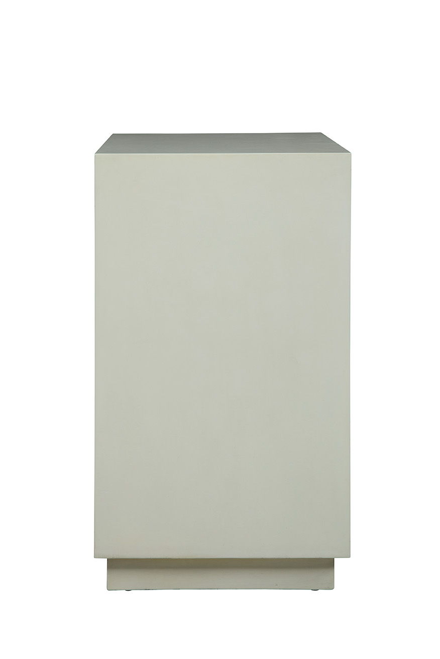 Challenger - Small Chest - White