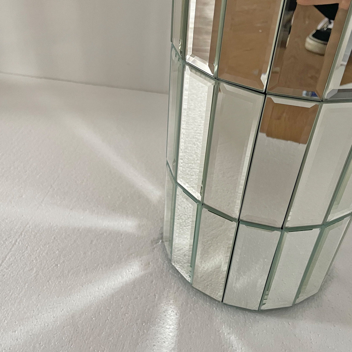 Round Floor Vase For Home & Office Decor