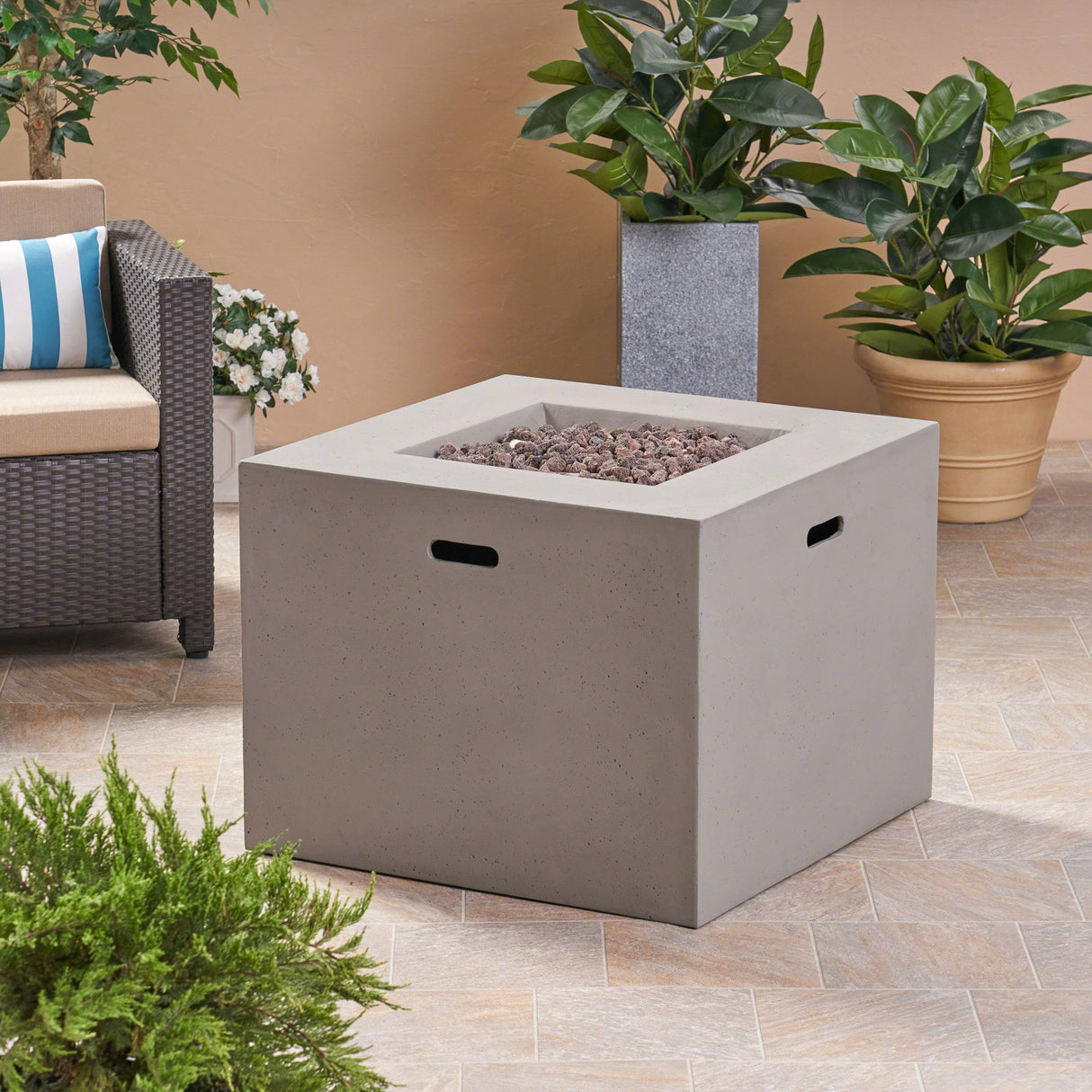 Square Fire Pit 40000 BTU Magnesium Oxide in Gray 31.25in
