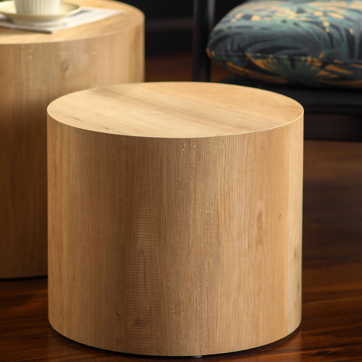 Modern Round Nesting Coffee Table (Set of 2)