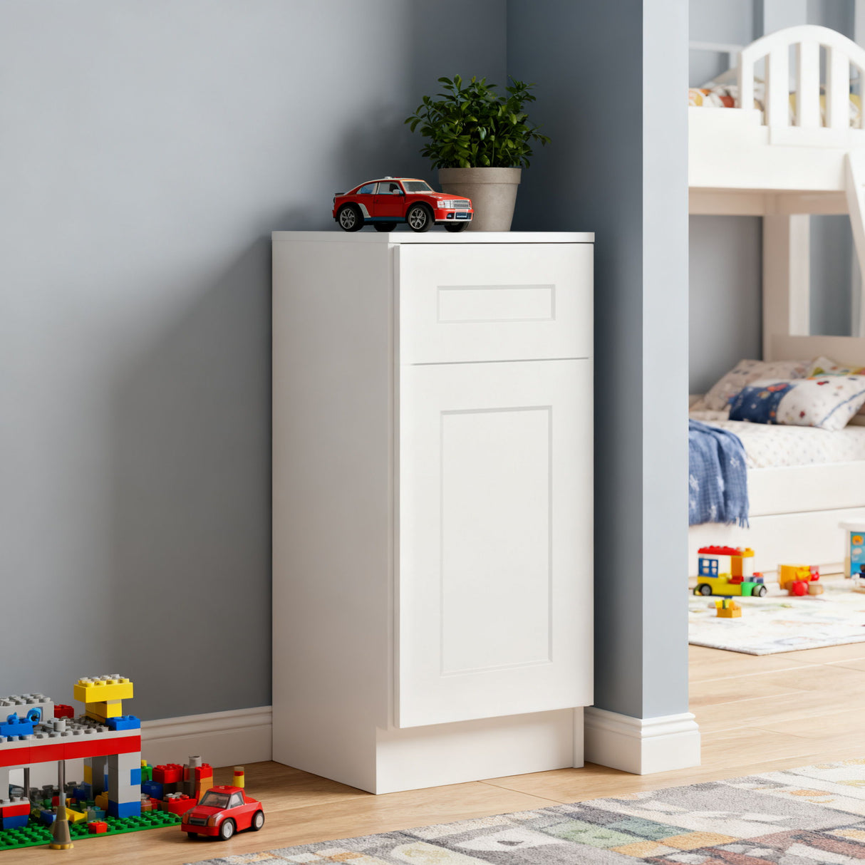 Shaker Base Cabinet With Soft-Close Door And Drawer