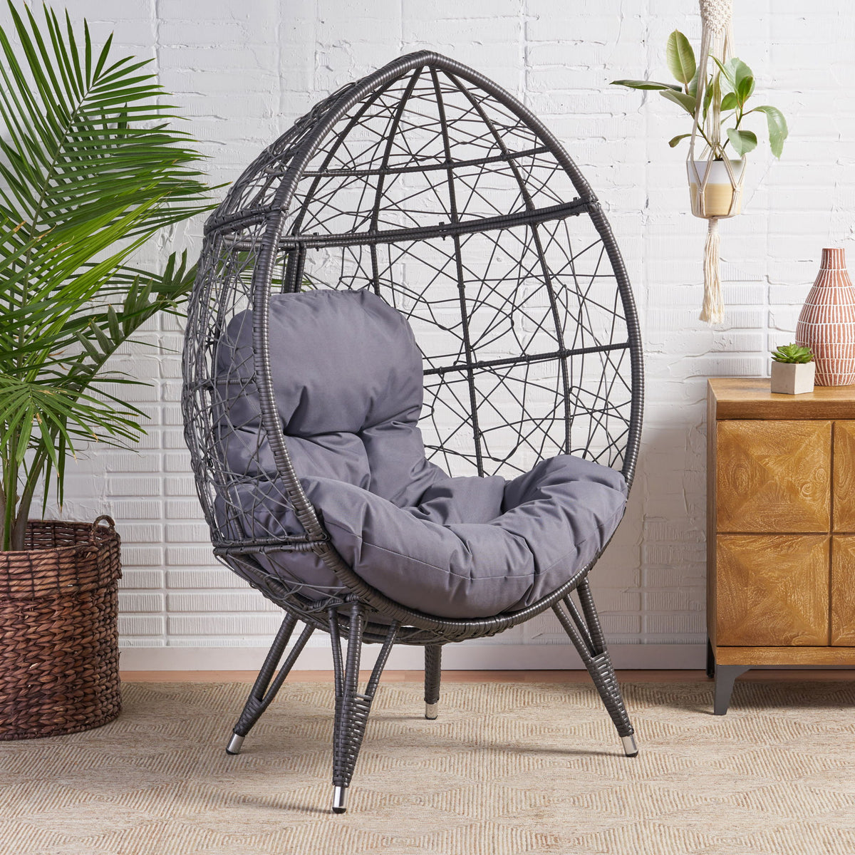 Cosmos - Round Hammered Iron Teardrop Chair