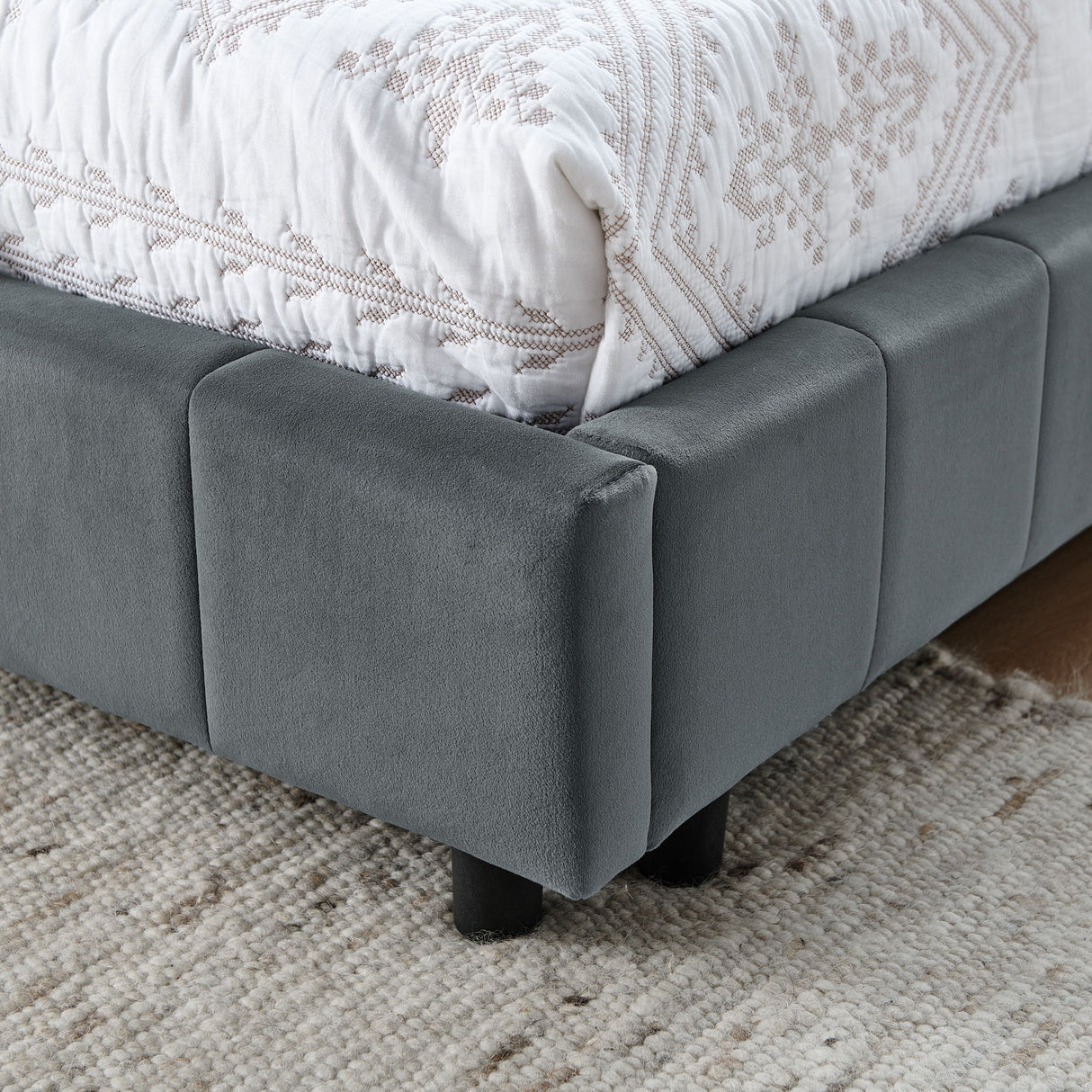 Elegant Storage Upholstered Tufted Bed Frame With Backrest And Armrests