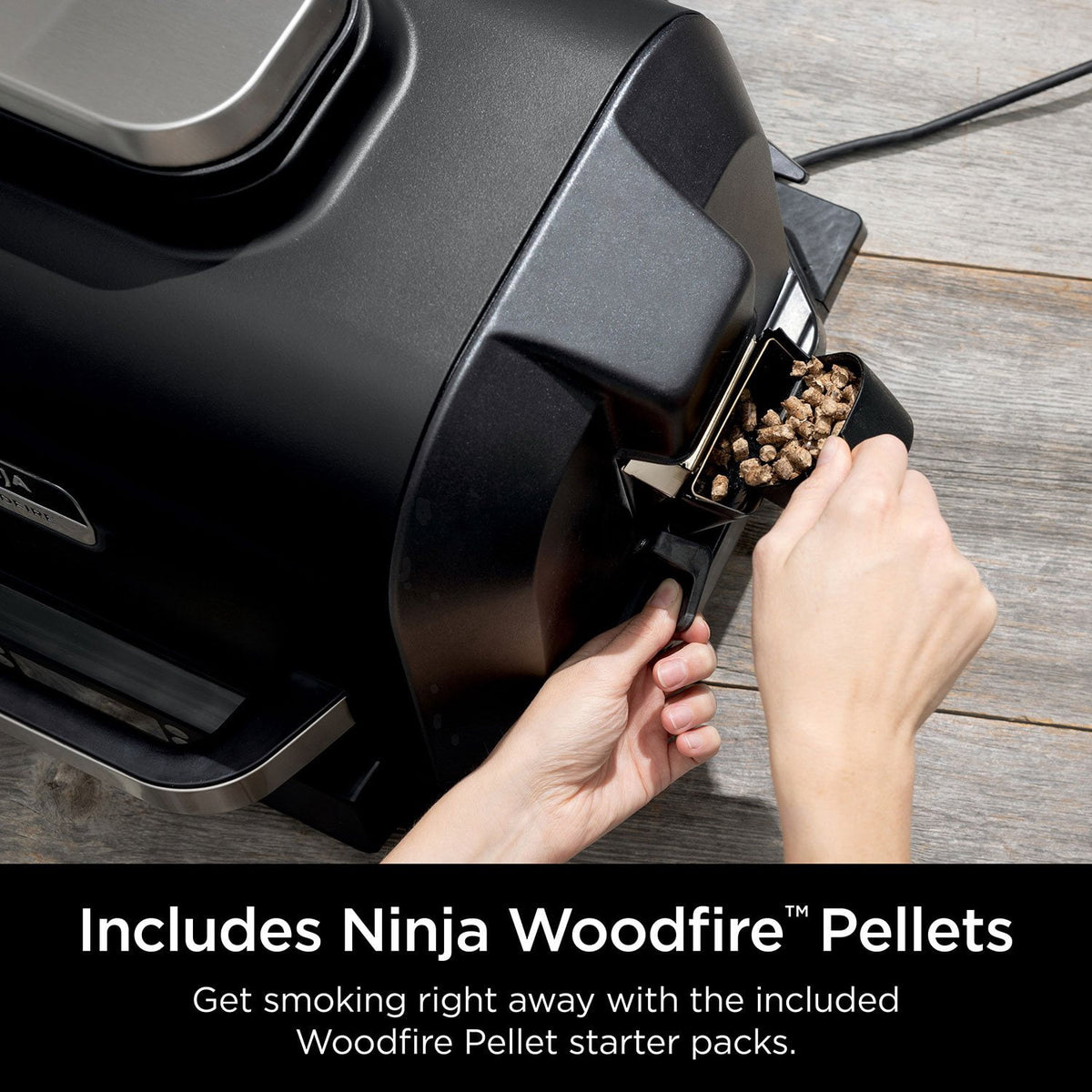 Adding wood pellets to the Ninja OG853A smoke box