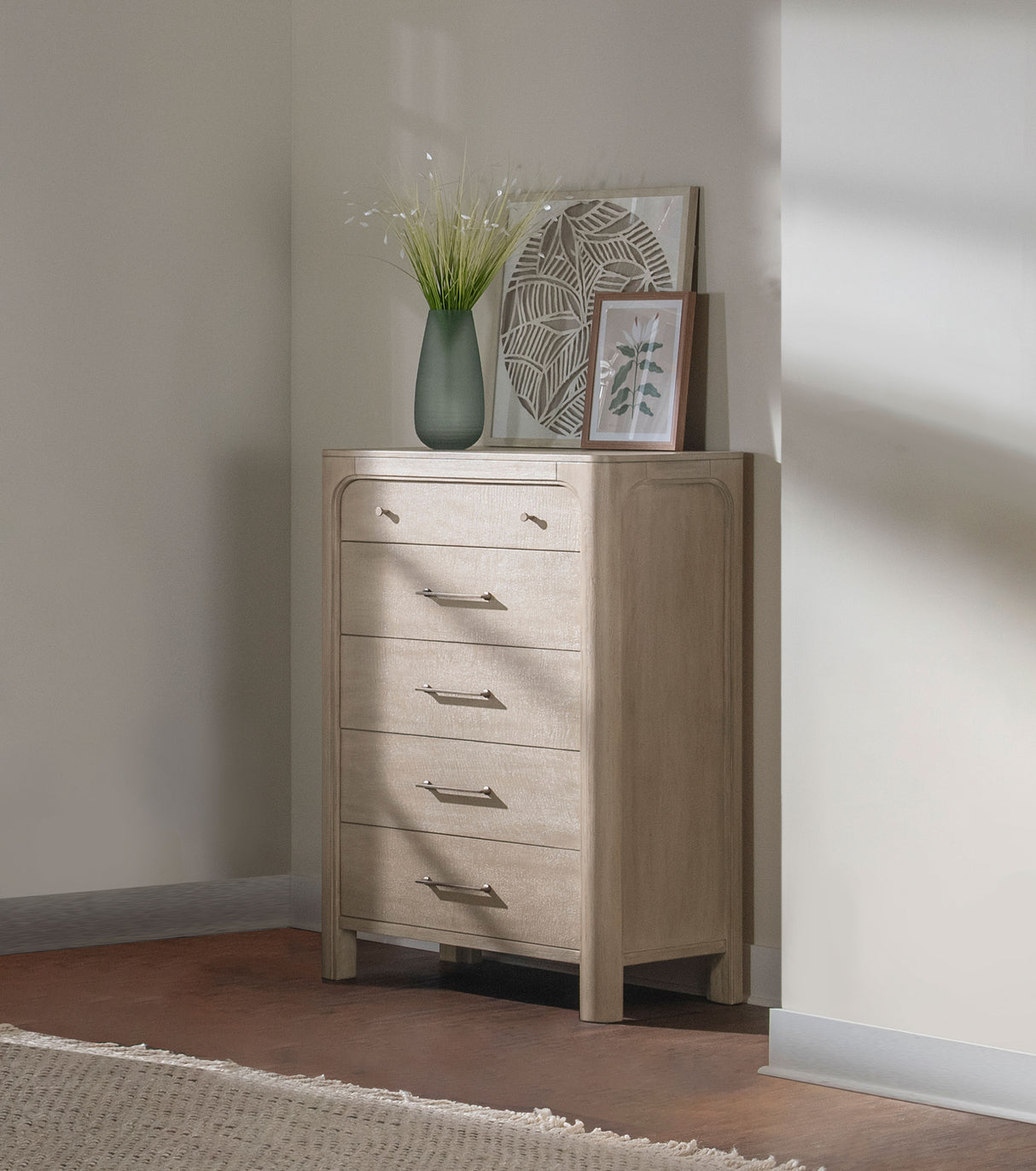 Solano 5-Drawer Chest of Drawers in Weathered Mango