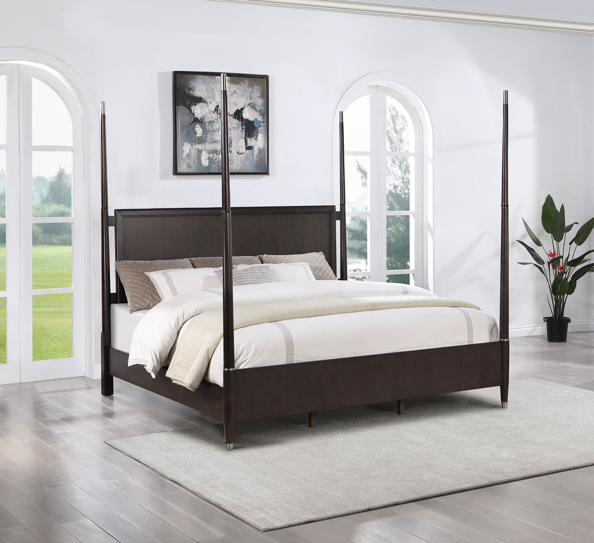 Emberlyn Wood Queen Poster Bed in Brown