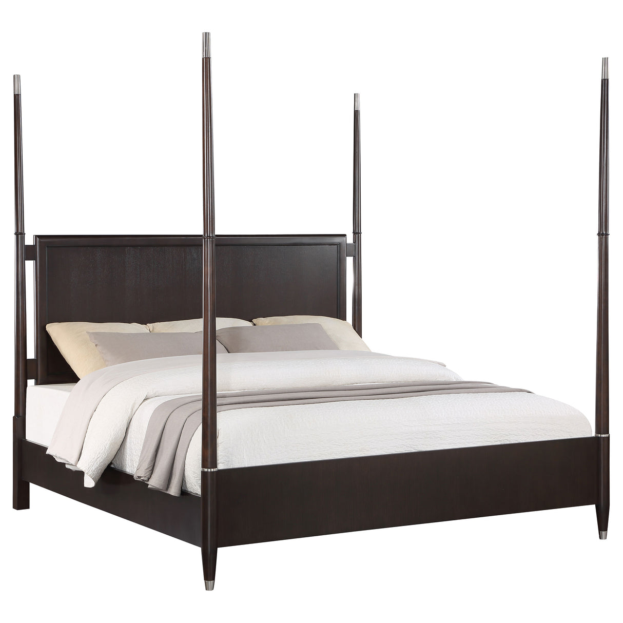 Emberlyn Wood Queen Poster Bed in Brown