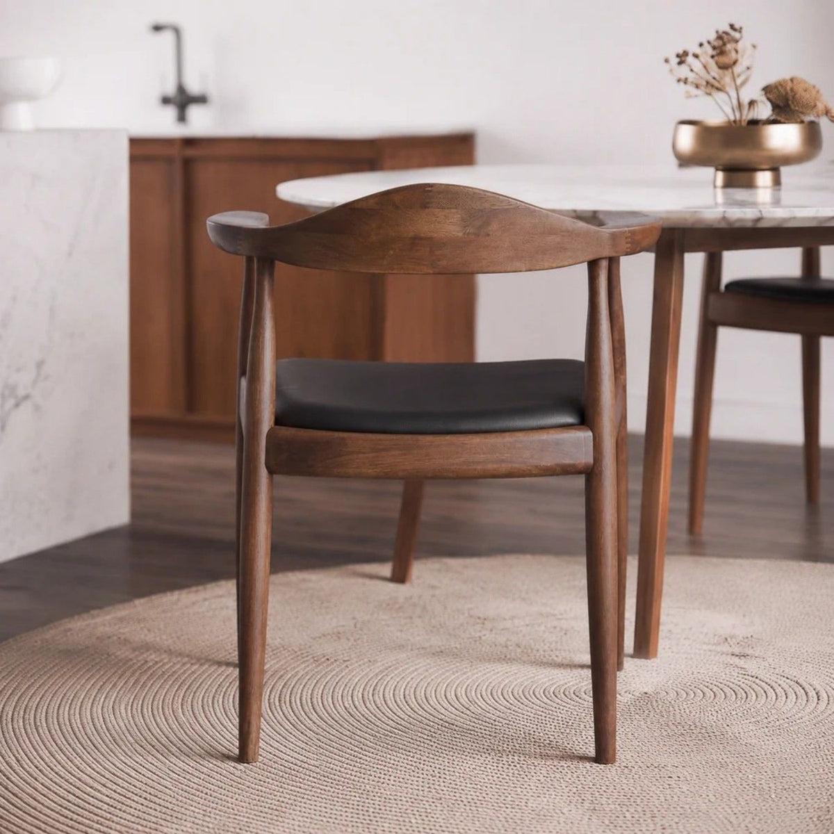 Kelly - Mid-Century Modern Dining Chair
