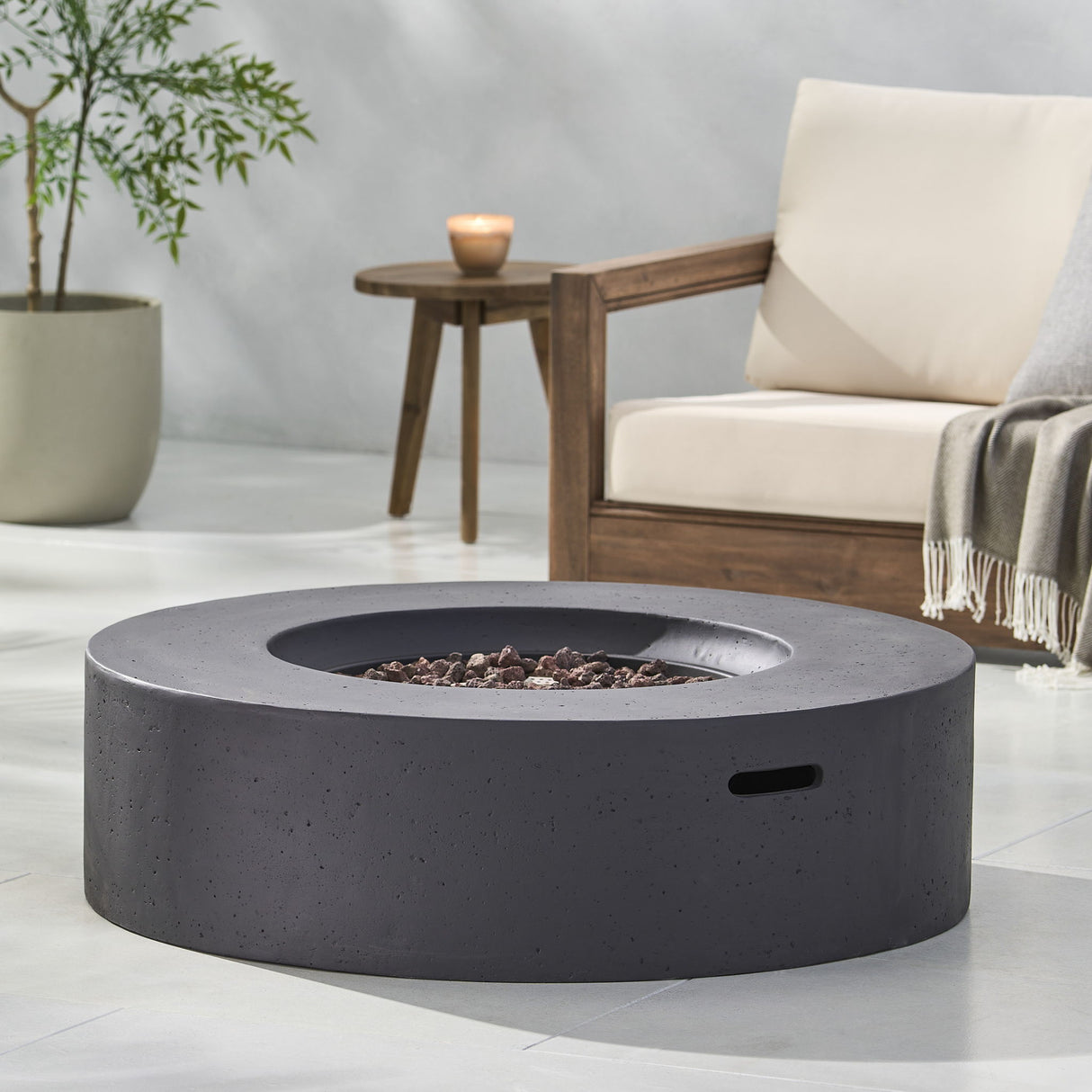 Modern Circular Fire Pit Table Lightweight Concrete 50000 BTU 39x12in