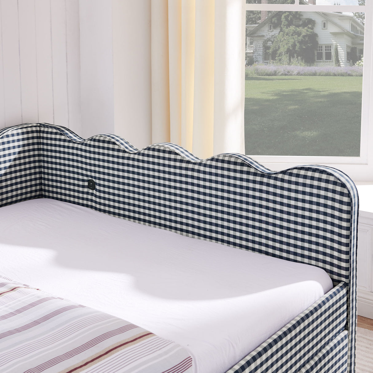 Gingham Daybed With USB Charging Port, Wave-Shaped Design