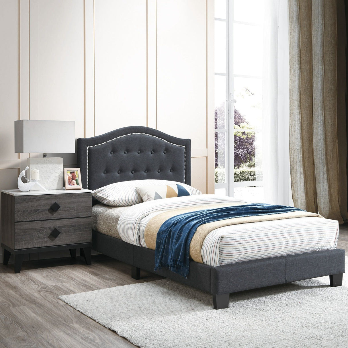European Style Bed, Button Tufted Headboard