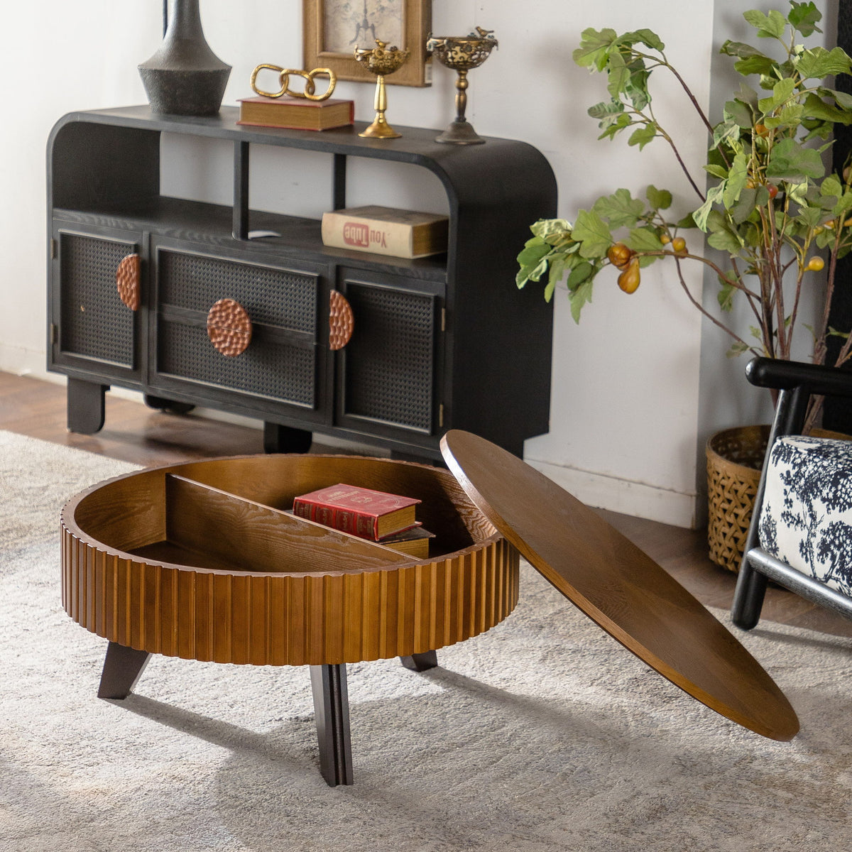 Round Retro Coffee With Solid Wood Legs