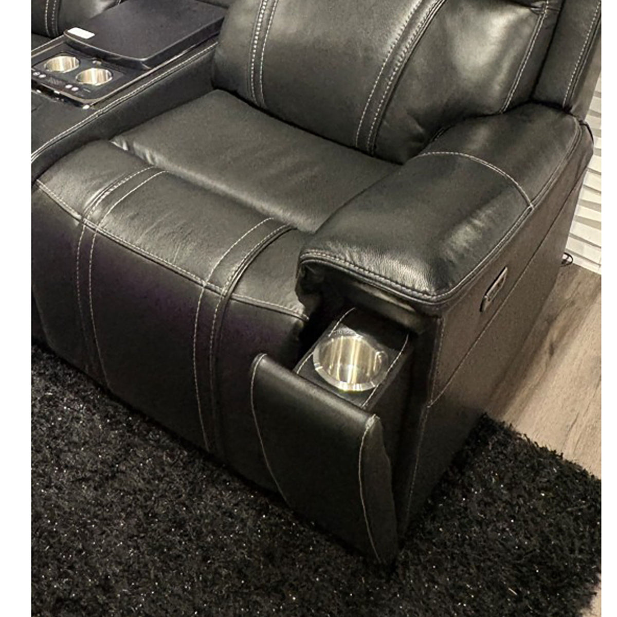 Gary - Power Reclining Loveseat With Cooler In Center Console - Black