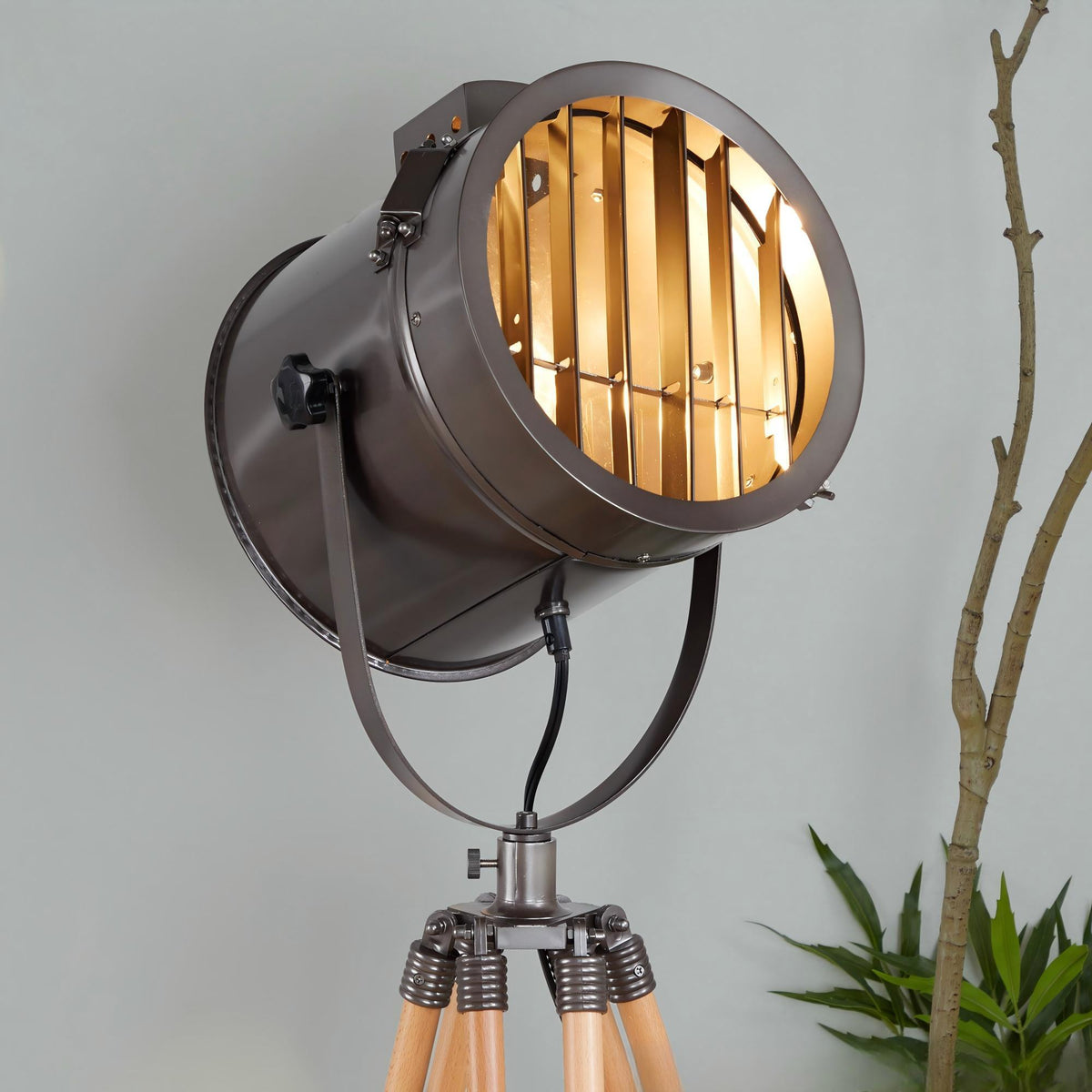 Ahoy - Industrial Floor Lamp - Natural