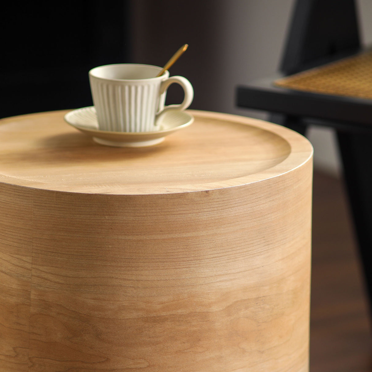 Round Table For Living Room