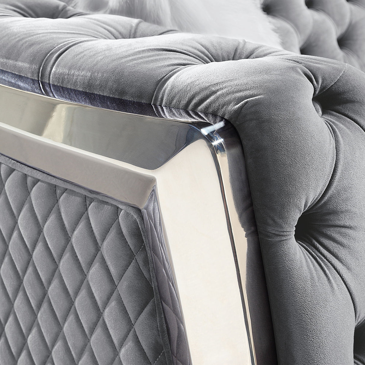 2 Seater Loveseat Sofa With Button Tufted Diamond Grid & 2 Pillows For Living Room