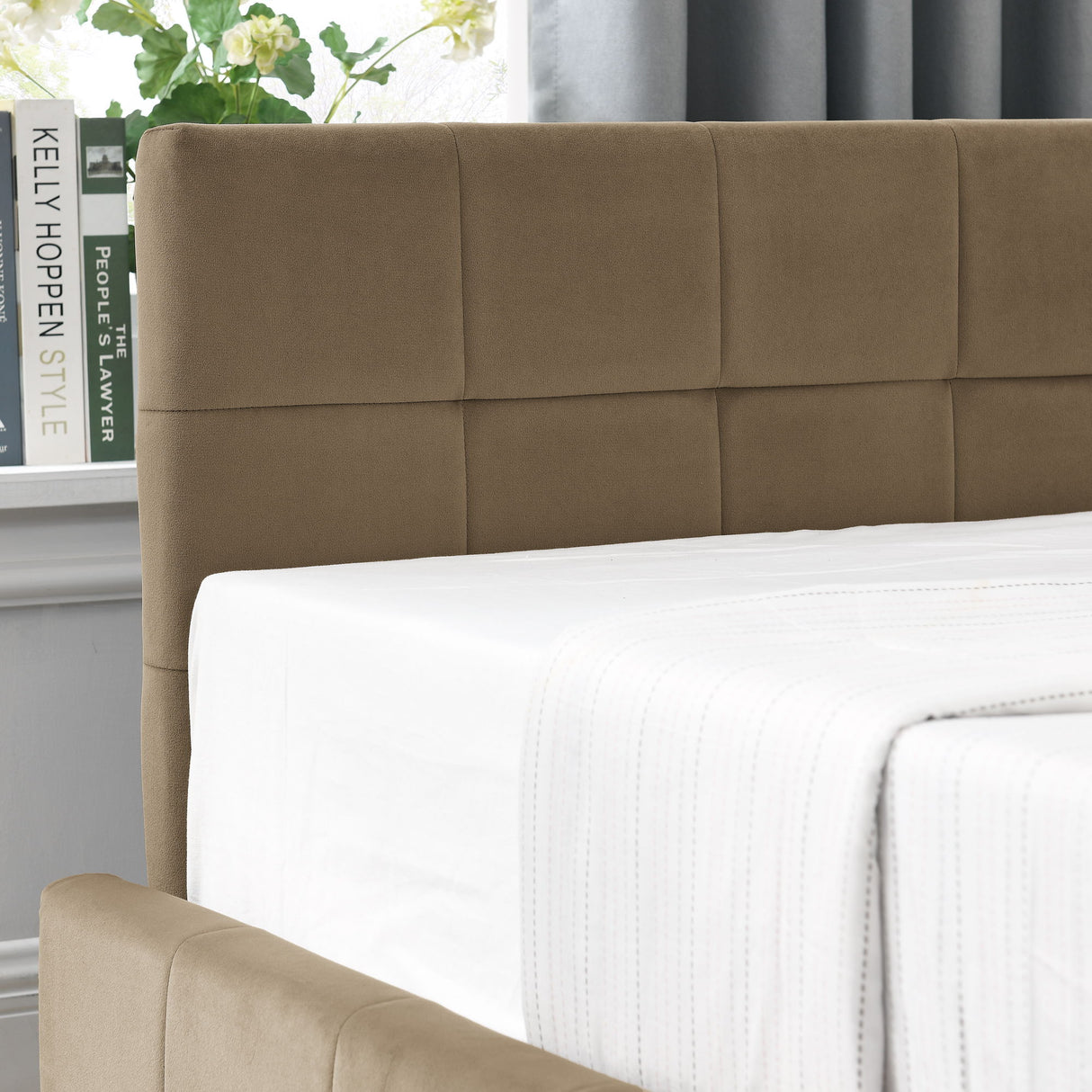 Mid-Century Storage Upholstered Tufted Bed Frame With Backrest And Armrests