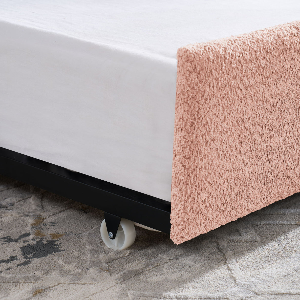 Upholstered Daybed With Pop Up Trundle