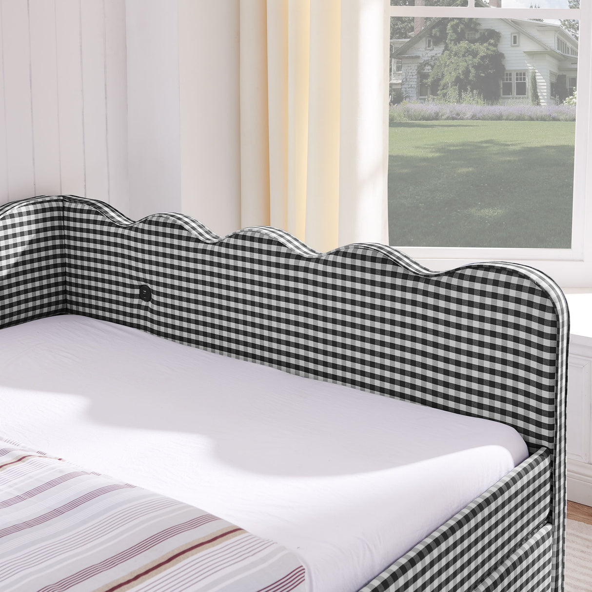 Gingham Daybed With USB Charging Port, Wave-Shaped Design