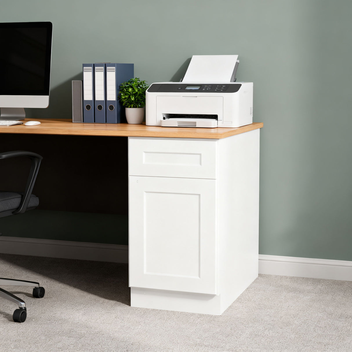 Shaker Base Cabinet With Soft-Close Door And Drawer