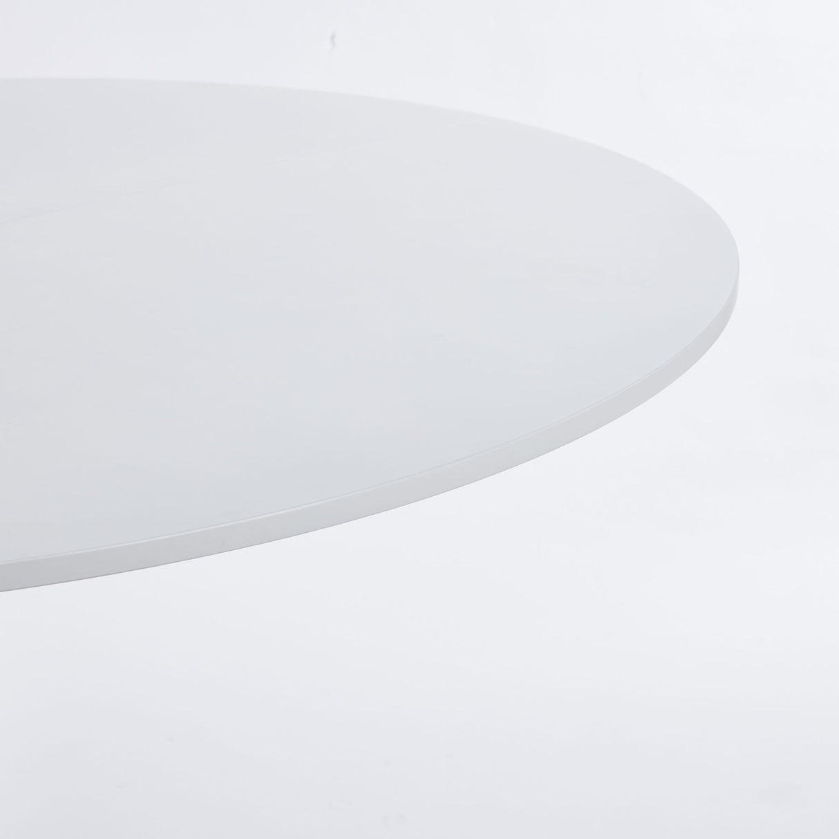 Mid-Century Tulip Dining Table With Round Top
