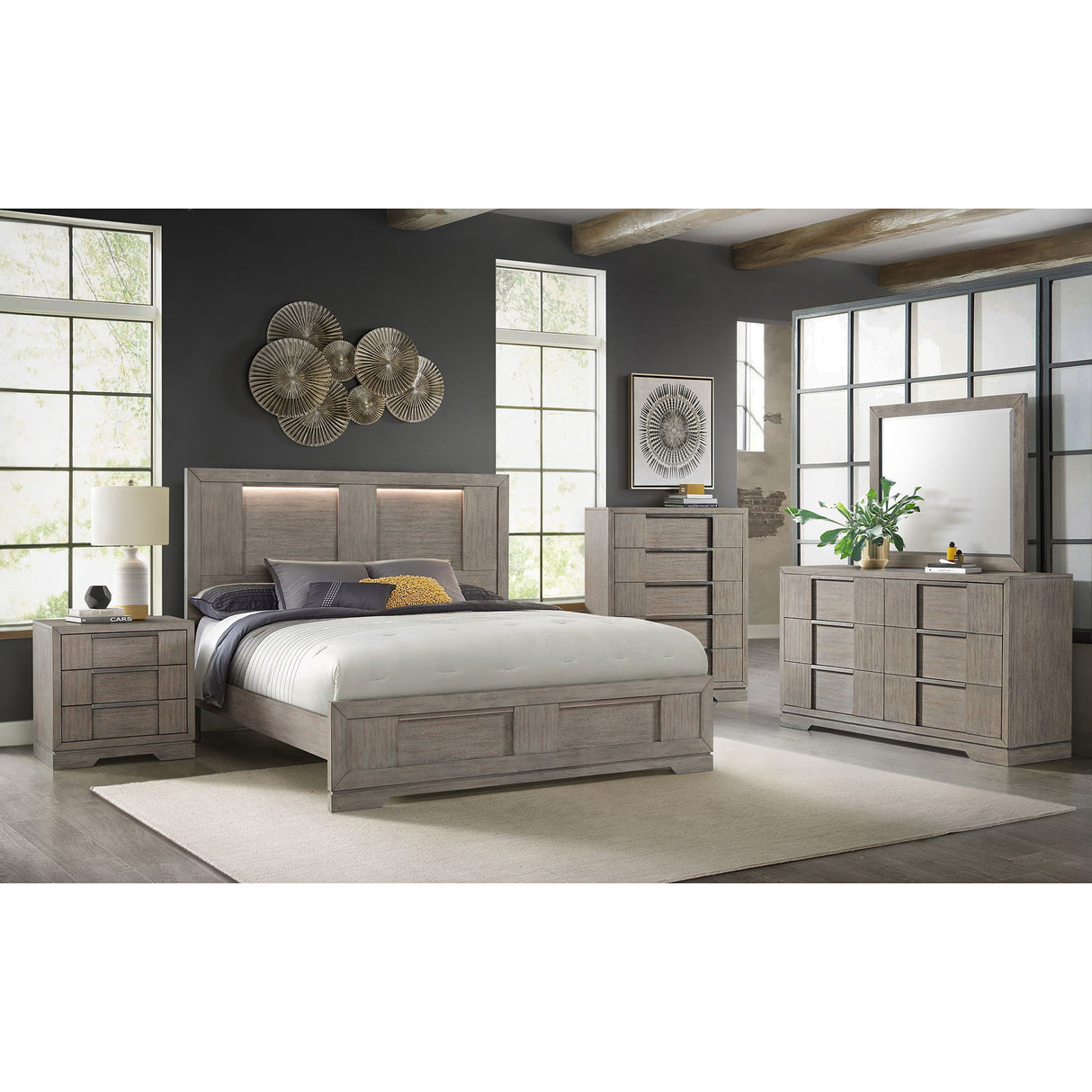 Kelis - 3 Drawer Nightstand With USB - Gray