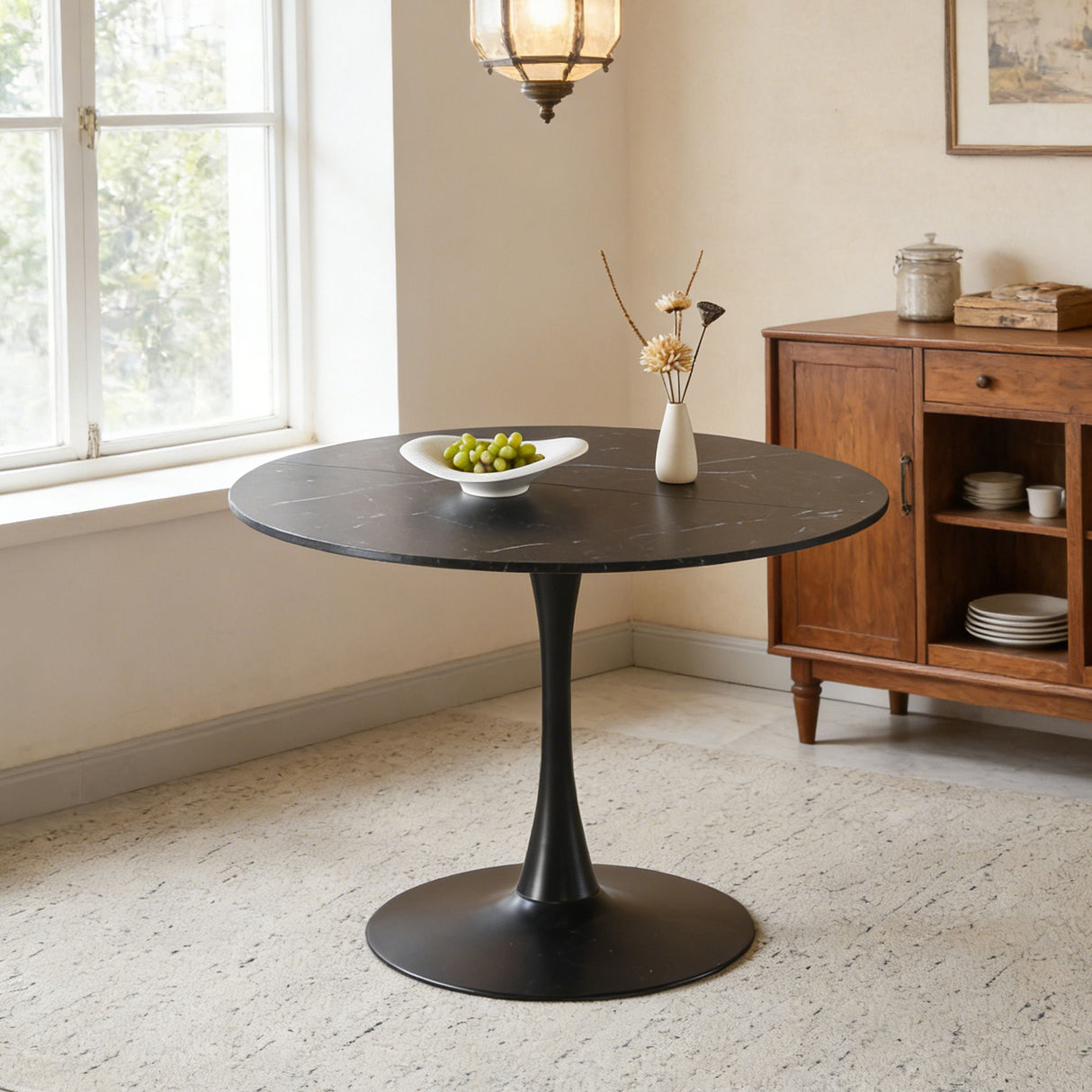 Round Tulip Table, Pedestal Design