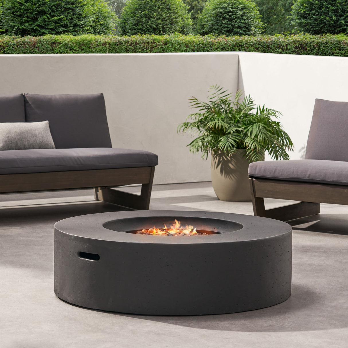 Modern Circular Fire Pit Table Lightweight Concrete 50000 BTU 39x12in