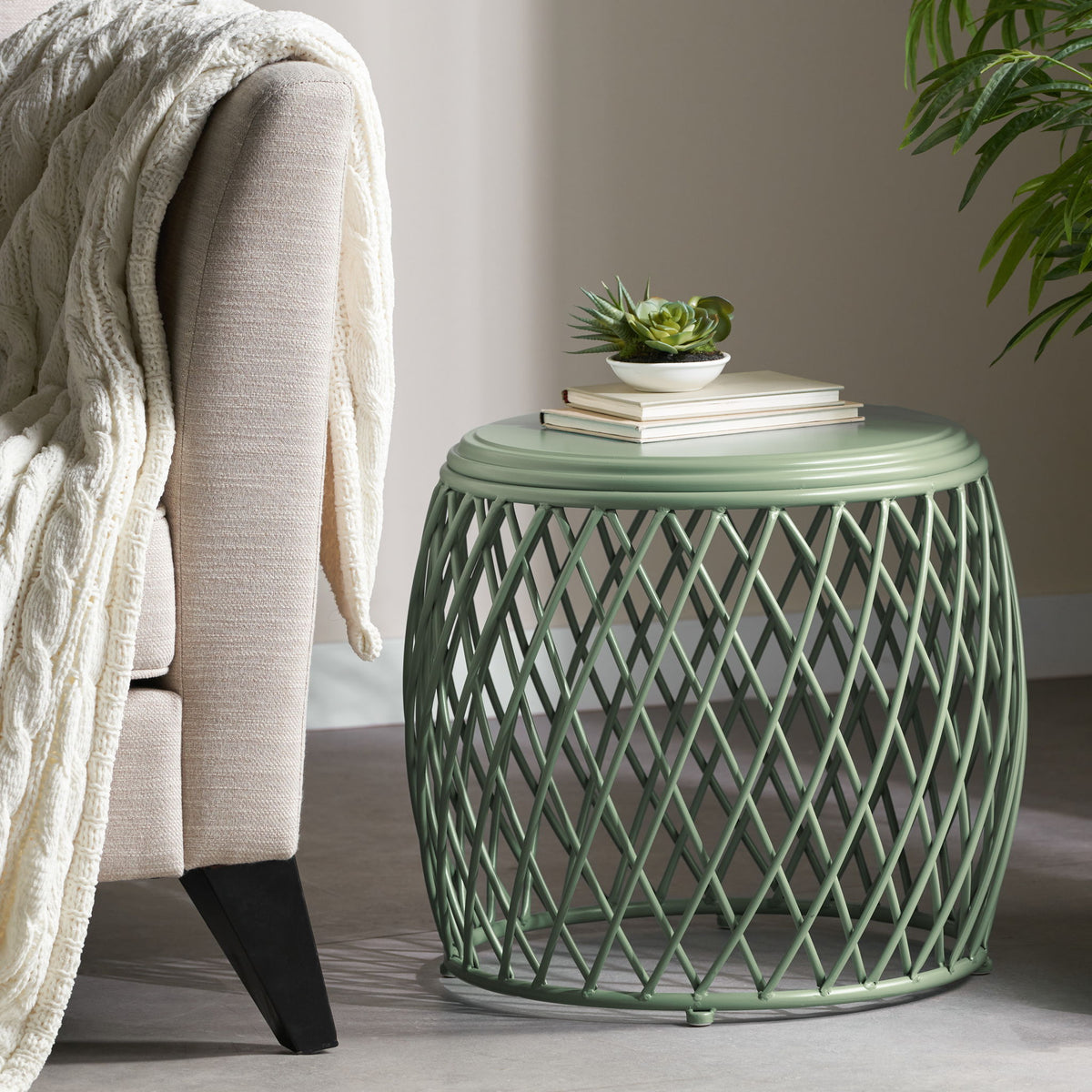 Alamera - Side Table