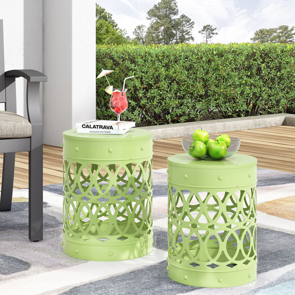 Outdoor Metal S/2 End Table
