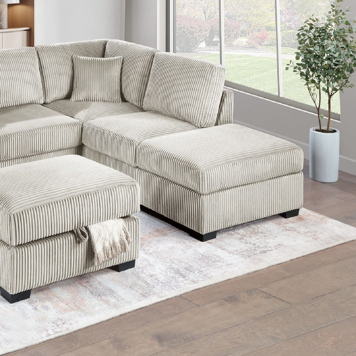 3 Piece Sectional Sofa With Reversible Chaise And USB Storage Ottoman