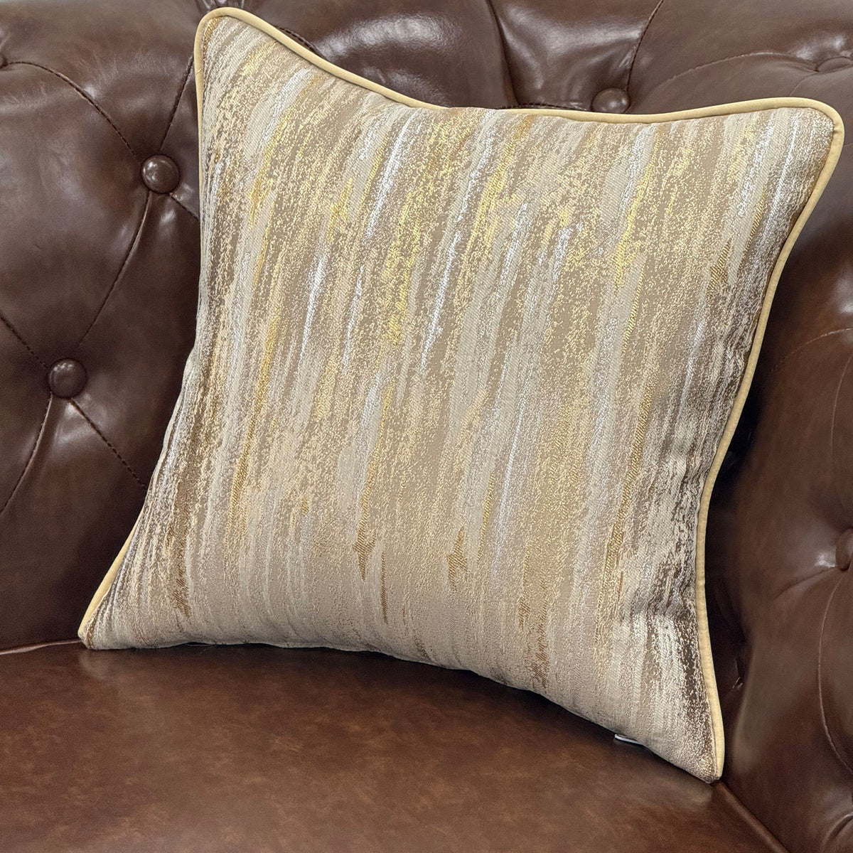 Chesterfield Sofa, 3 Seat Couch With Deep Button Tufted Back, Rolled Arms