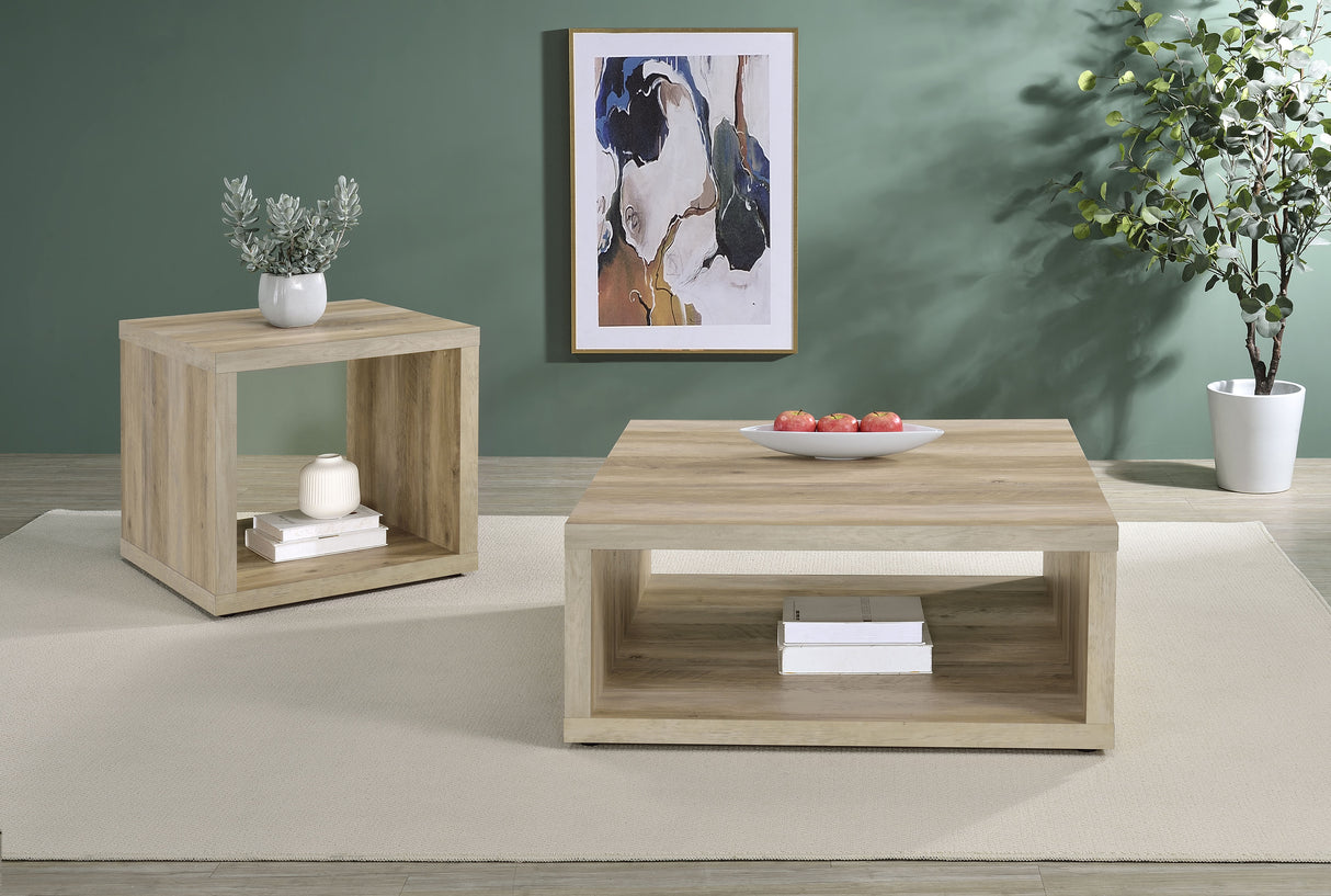 Frisco 2-Piece Coffee and End Table Set in Distressed Pine