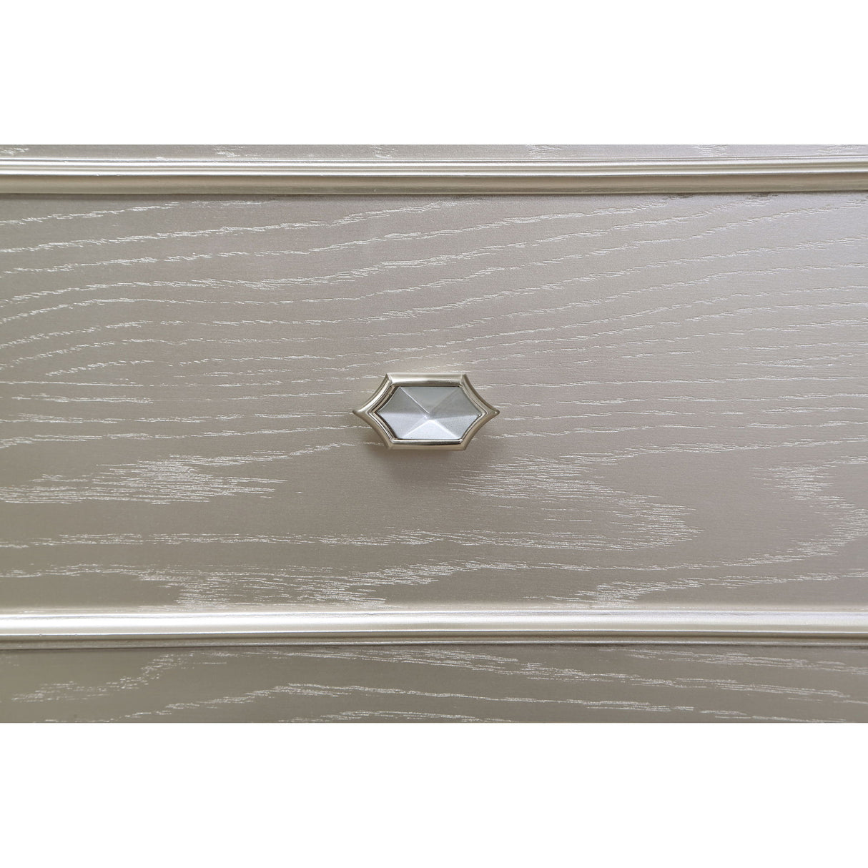 Colwood - 4 Drawer Vanity Desk With And Built In Charging - Silver Gray
