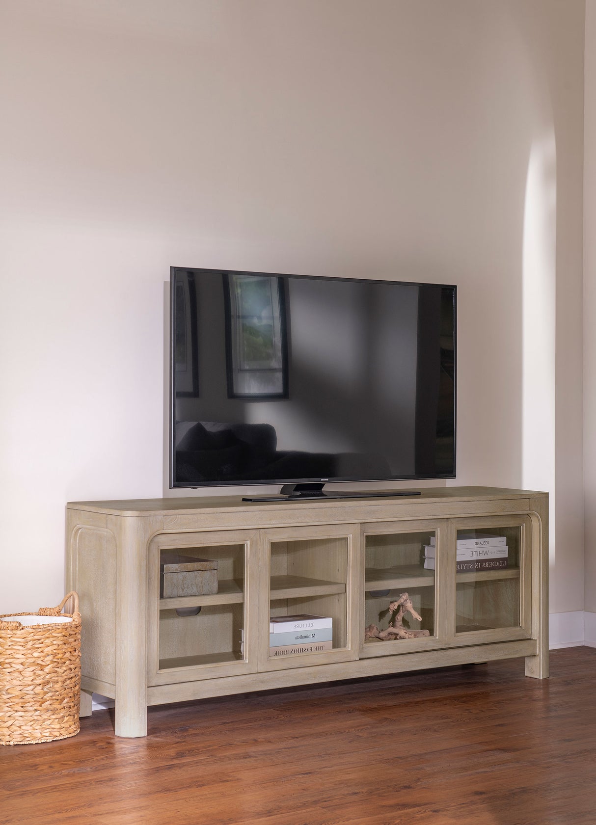 Solano 71-inch 2-Door TV Stand Media Console Weathered Mango