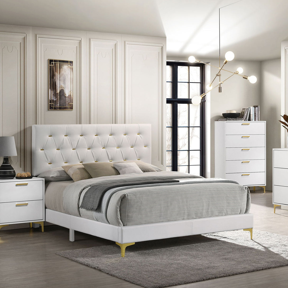 James - Panel Bed