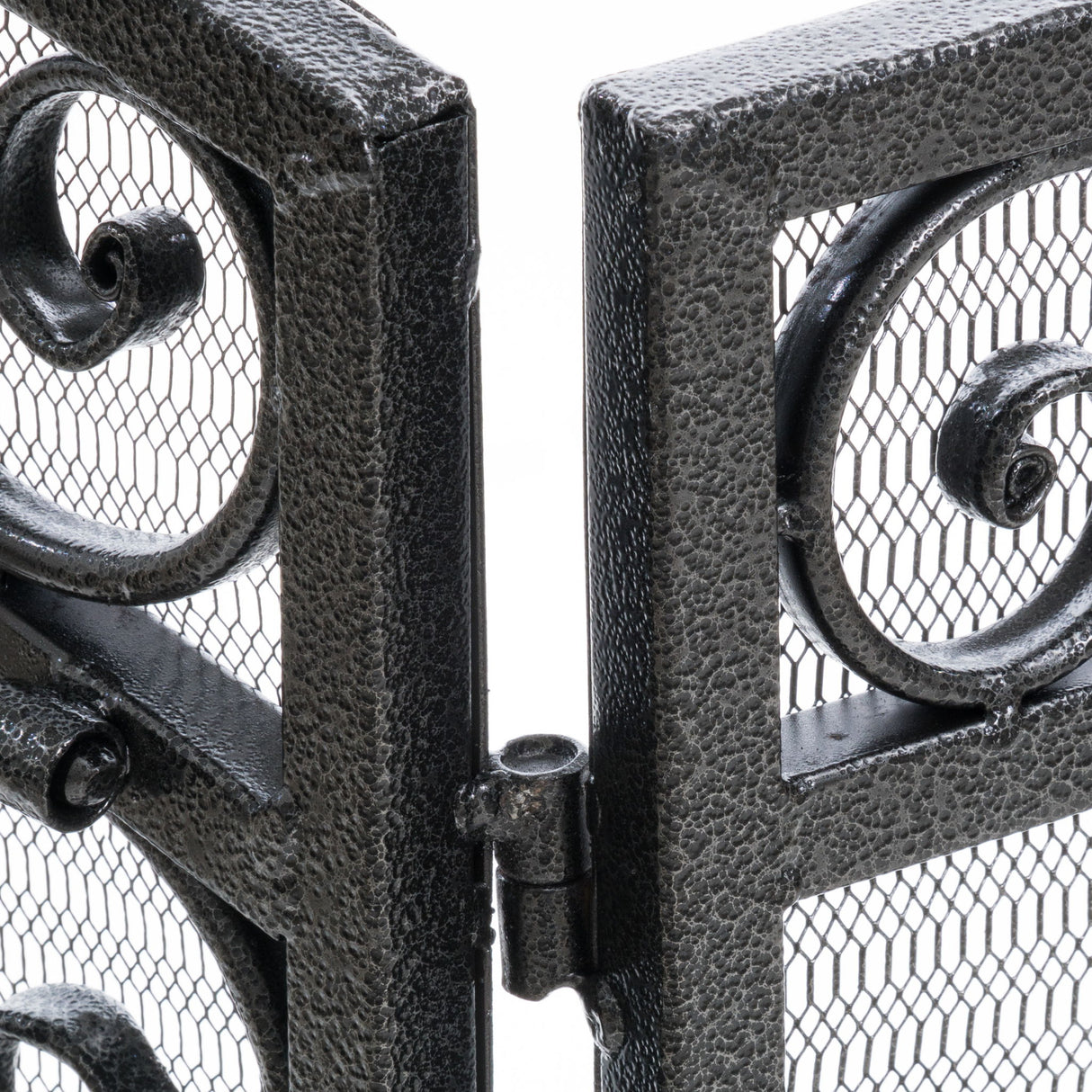Mariella - Traditional Floral Iron Fireplace Screen With Ornate Design