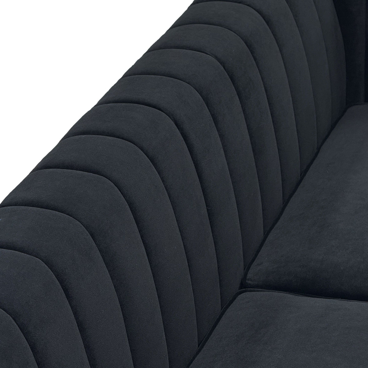 2 Piece Sofa Set With Tufted Back And Deep Seating