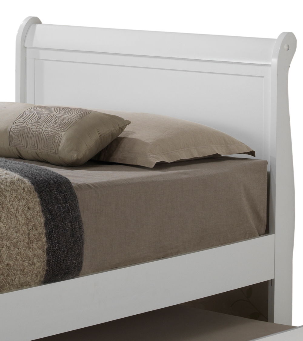 Elegant Trundle Bed With Timeless Charm