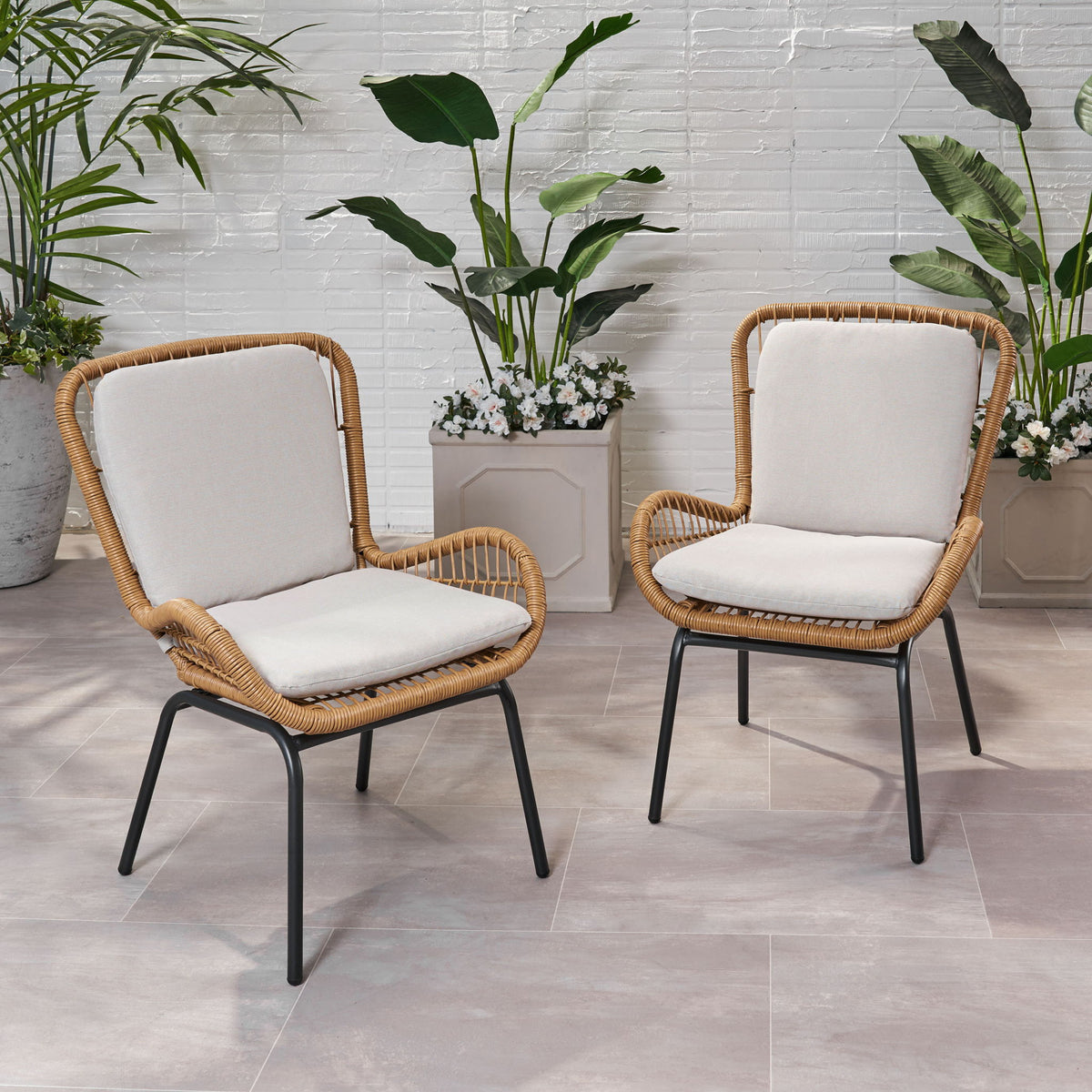 Outdoor Wicker Club Chair With Cushions (Set of 2)