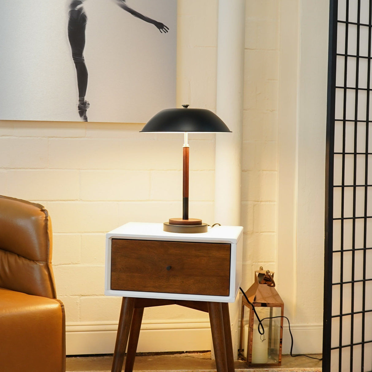 Cosmiclume - Umbrella Shaped Table Lamp 110V - Black