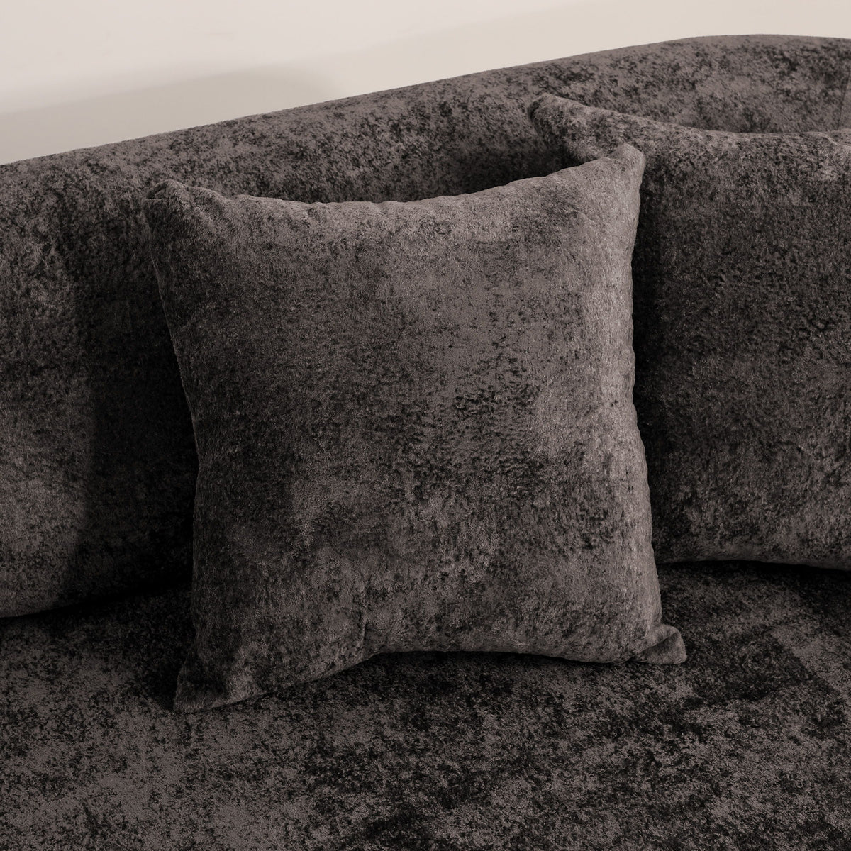 3 Seater Sofa With Built In Pet Bed Nook, Curved Design And 2 Throw Pillows