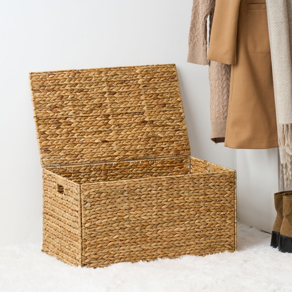Ludmila - Rectangular Storage Trunk