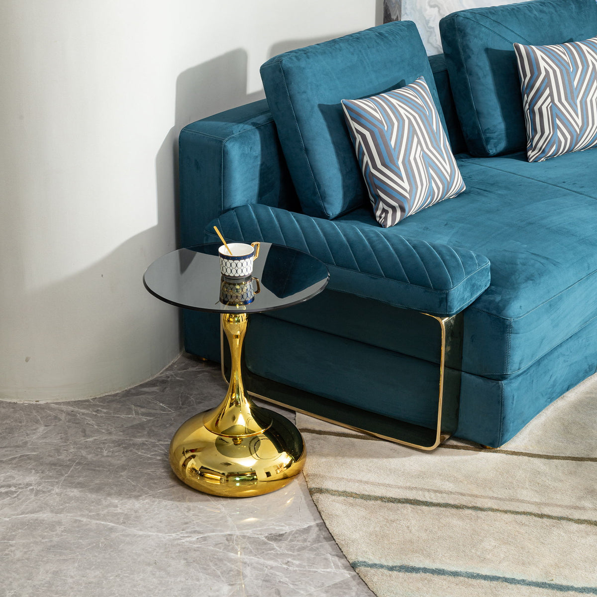 Modern Minimalist Coffee Table With Steel Legs And Tempered Glass Top