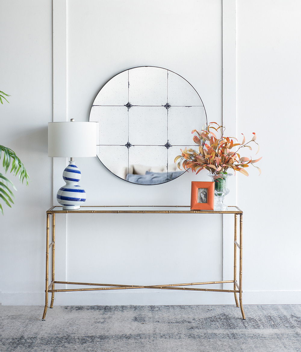 Traditional Decor Style Round Antique Glass Wall Mirror, Wall Decor For For Bathroom Entryway Console Lean Against Wall - Black - Wall Mirrors - Alpine Outlets