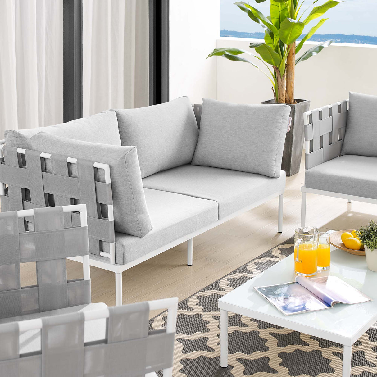 5-Piece Aluminum Patio Furniture Set with Sunbrella Cushions for Outdoor Living
