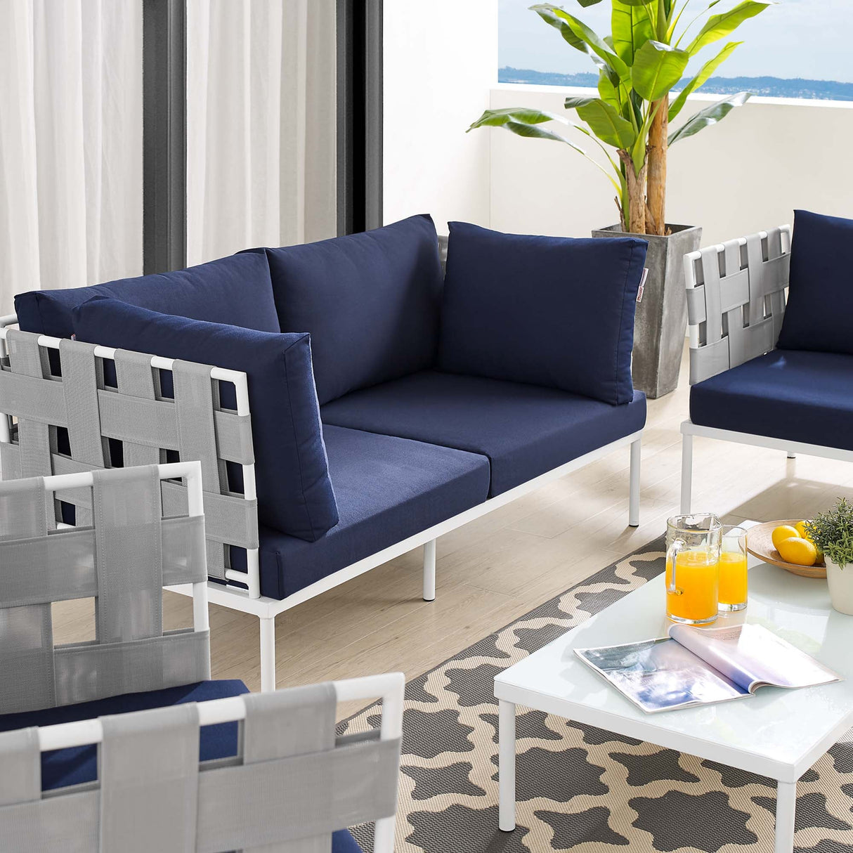 5-Piece Aluminum Patio Furniture Set with Sunbrella Cushions for Outdoor Living