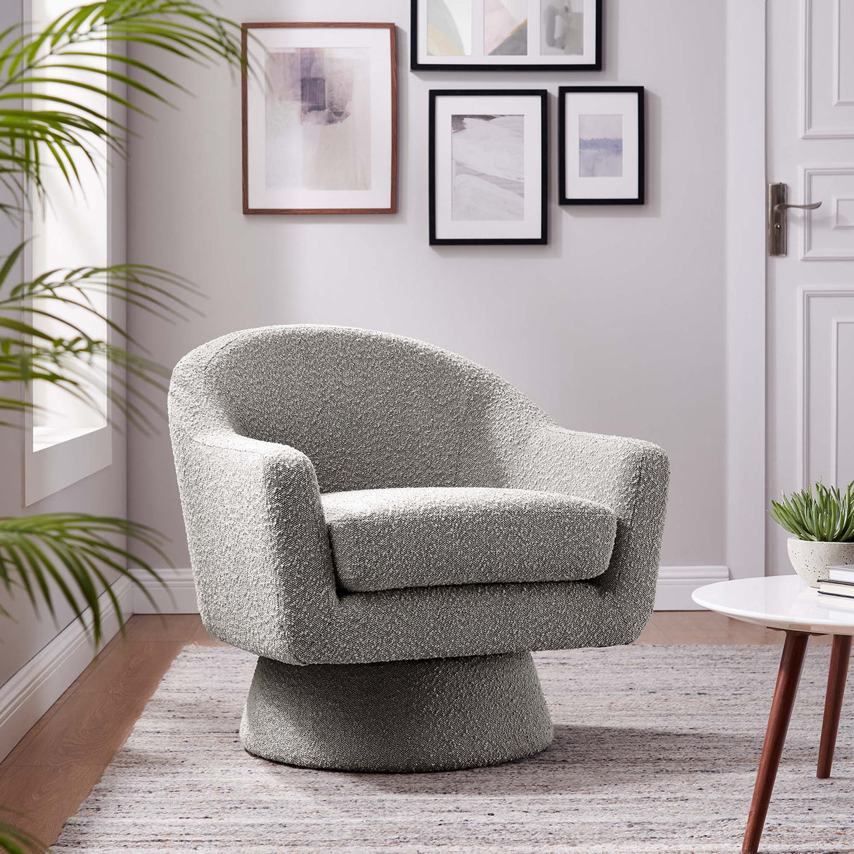 31 Inch Boucle Fabric Swivel Chair