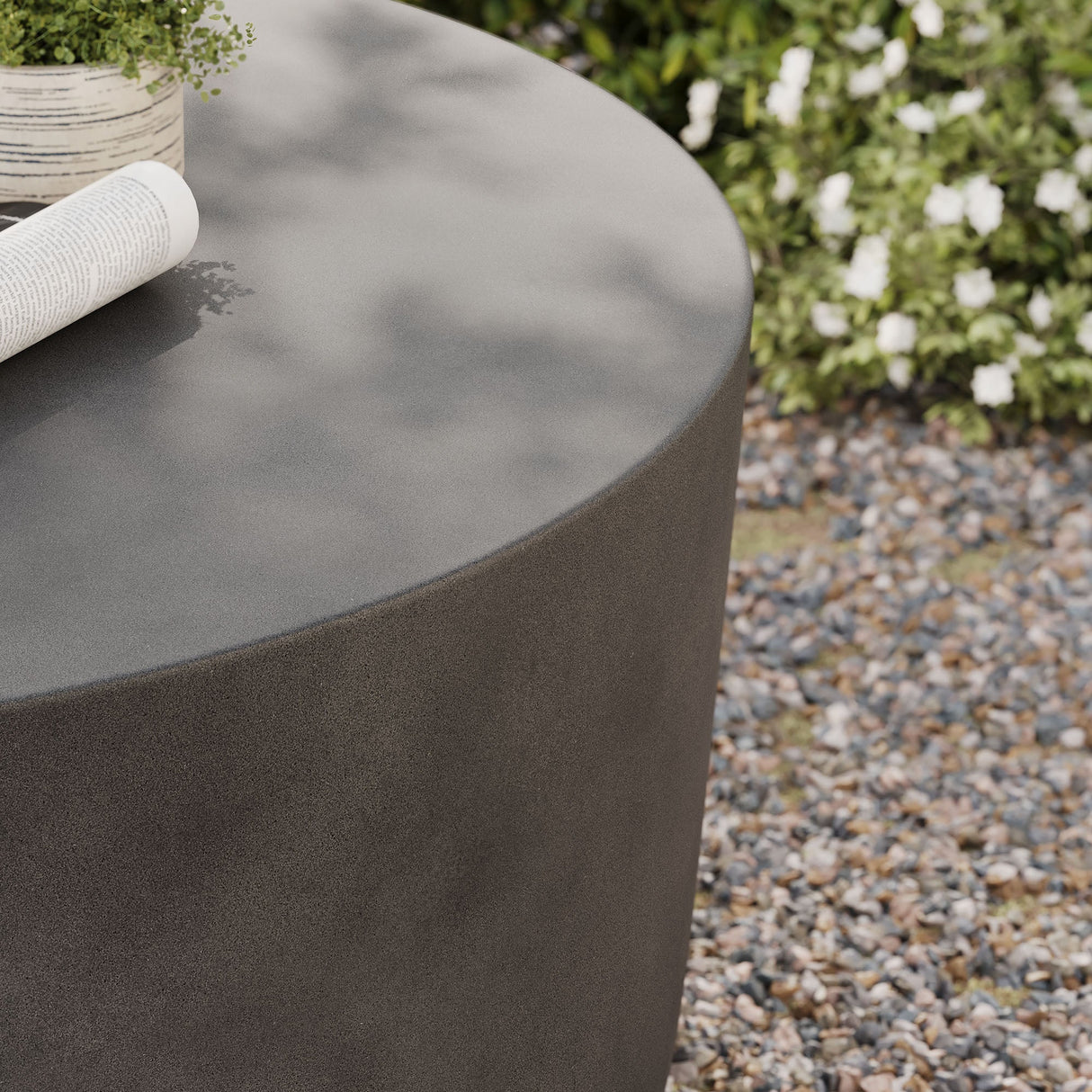 Concrete Indoor Outdoor Round Coffee Table — Modern Minimalist Design for Living Areas